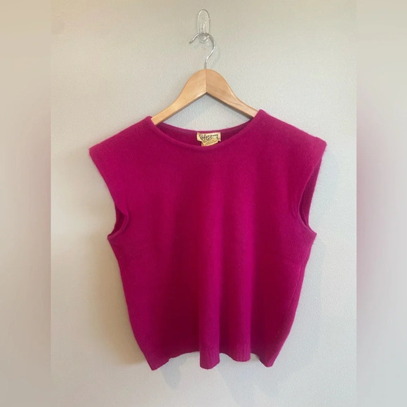 reference point Jackets & Blazers - REFERENCE POINT Vintage Made in Italy Wool Sweater Vest Magenta 80s Medium